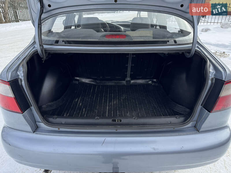 Седан Daewoo Lanos 2009 в Городищеві