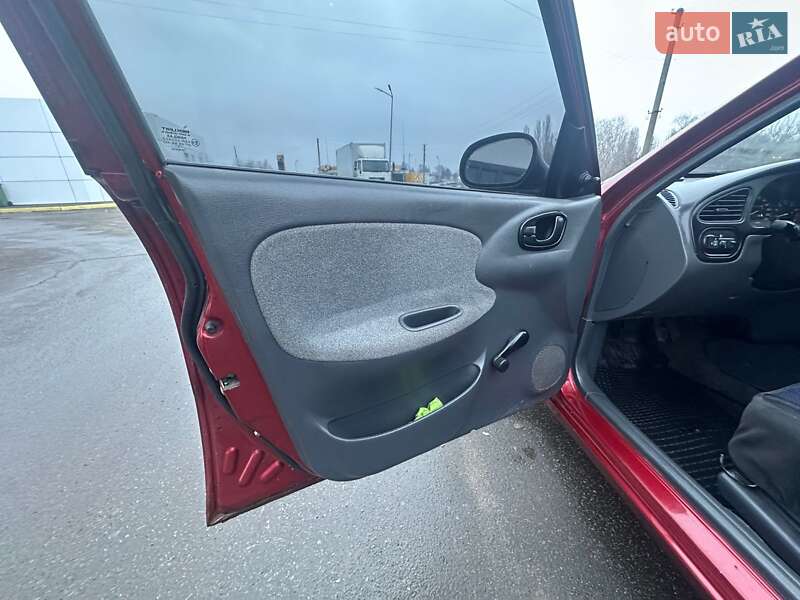 Седан Daewoo Lanos 2005 в Кременчуці