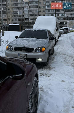 Седан Daewoo Lanos 2003 в Киеве