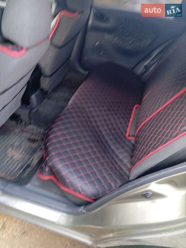 Седан Daewoo Lanos 2003 в Перечині