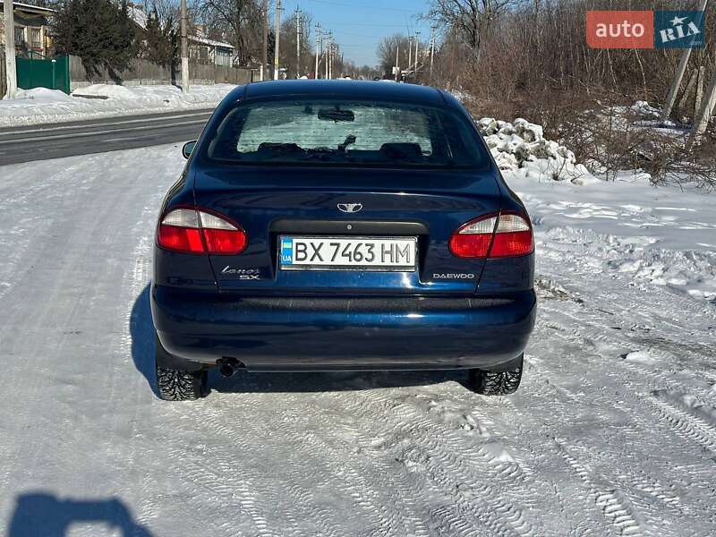 Седан Daewoo Lanos 2004 в Полонному