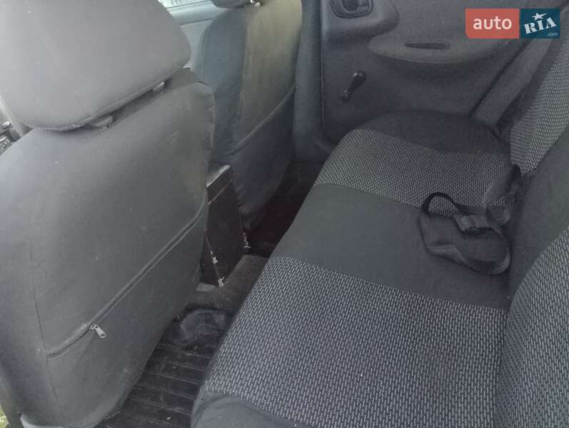 Седан Daewoo Lanos 2007 в Бурыни