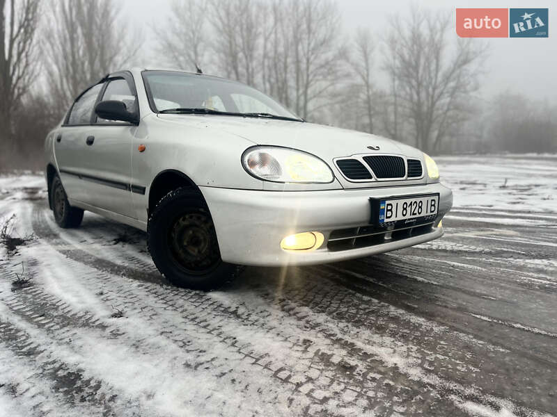 Седан Daewoo Lanos 2007 в Новых Санжарах