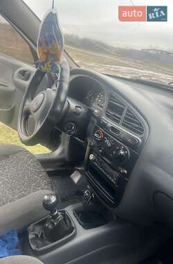Седан Daewoo Lanos 2005 в Кропивницькому