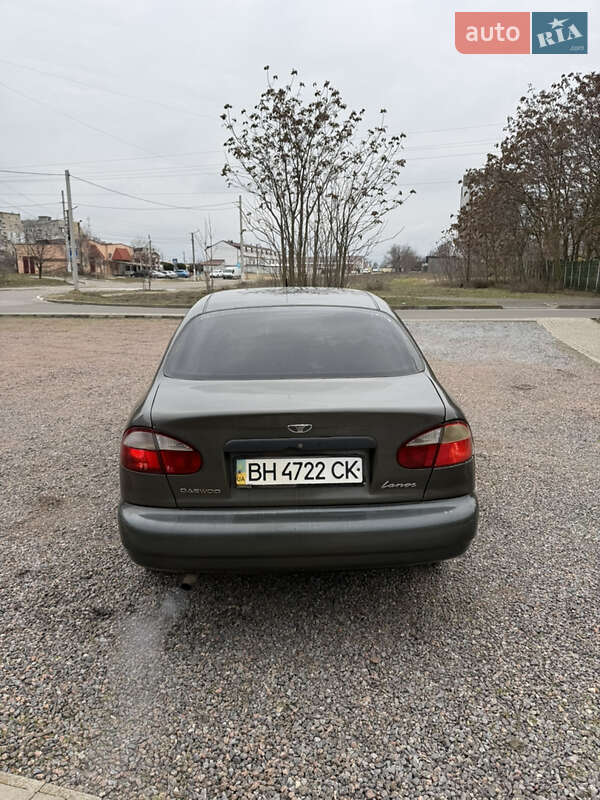 Седан Daewoo Lanos 2003 в Белгороде-Днестровском