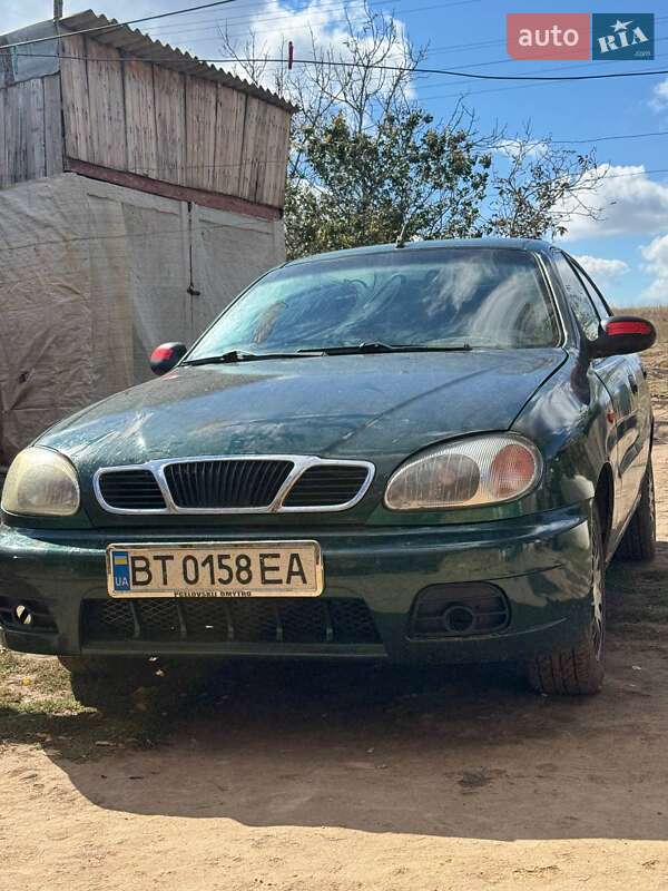 Седан Daewoo Lanos 2004 в Миколаєві