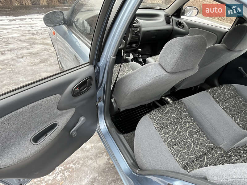 Седан Daewoo Lanos 2008 в Миргороді