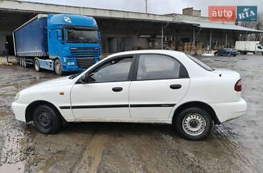 Седан Daewoo Lanos 2002 в Львове