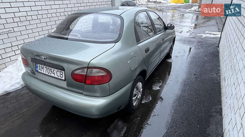 Седан Daewoo Lanos 2008 в Буче