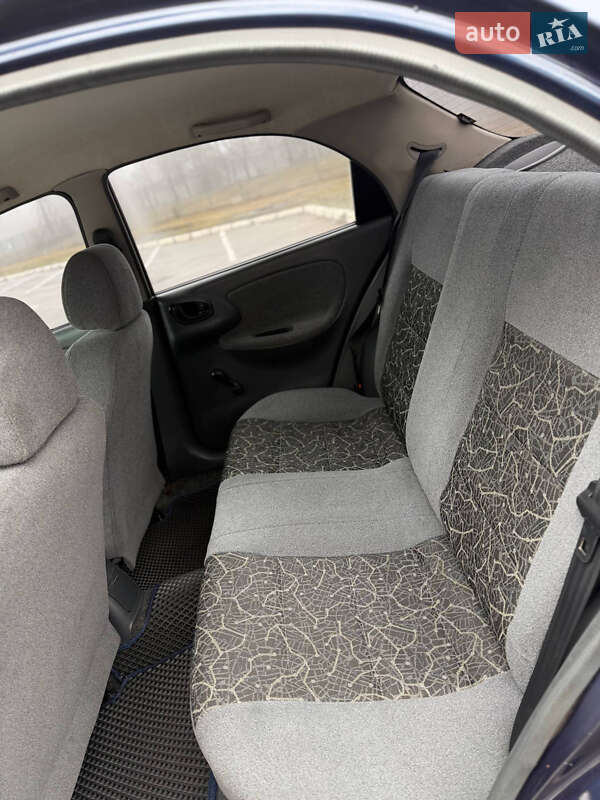 Седан Daewoo Lanos 2006 в Запоріжжі