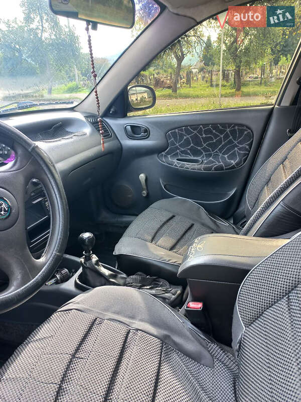 Седан Daewoo Lanos 2003 в Великом Березном фото 6 Седан Daewoo Lanos 2003 в Великом Березном