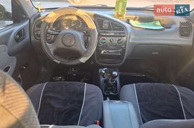 Седан Daewoo Lanos 2005 в Комарному