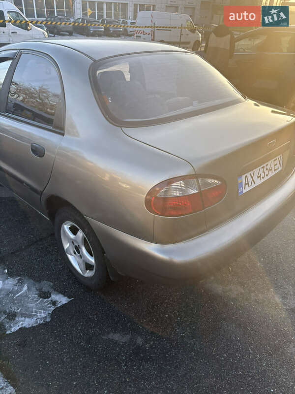 Седан Daewoo Lanos 2003 в Харькове