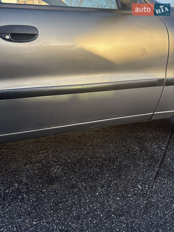 Седан Daewoo Lanos 2003 в Харькове