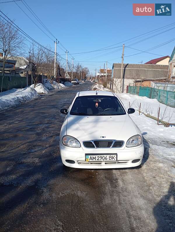 Седан Daewoo Lanos 2003 в Бердичеві фото 2 Седан Daewoo Lanos 2003 в Бердичеві