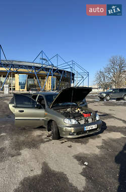 Седан Daewoo Lanos 2002 в Харкові