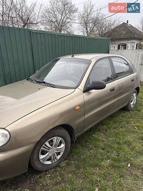 Хетчбек Daewoo Lanos 2011 в Золотоноші