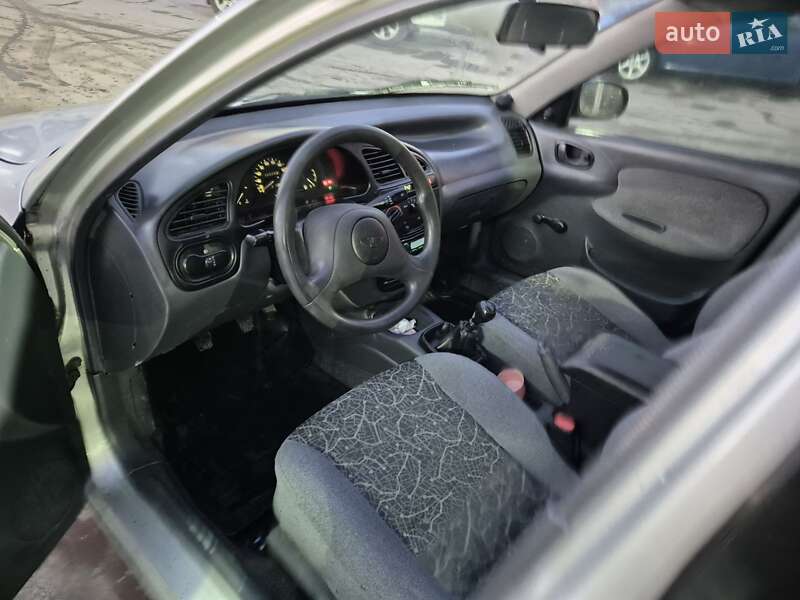 Седан Daewoo Lanos 2006 в Дніпрі
