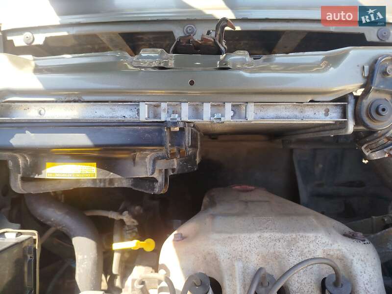 Седан Daewoo Lanos 2004 в Львове