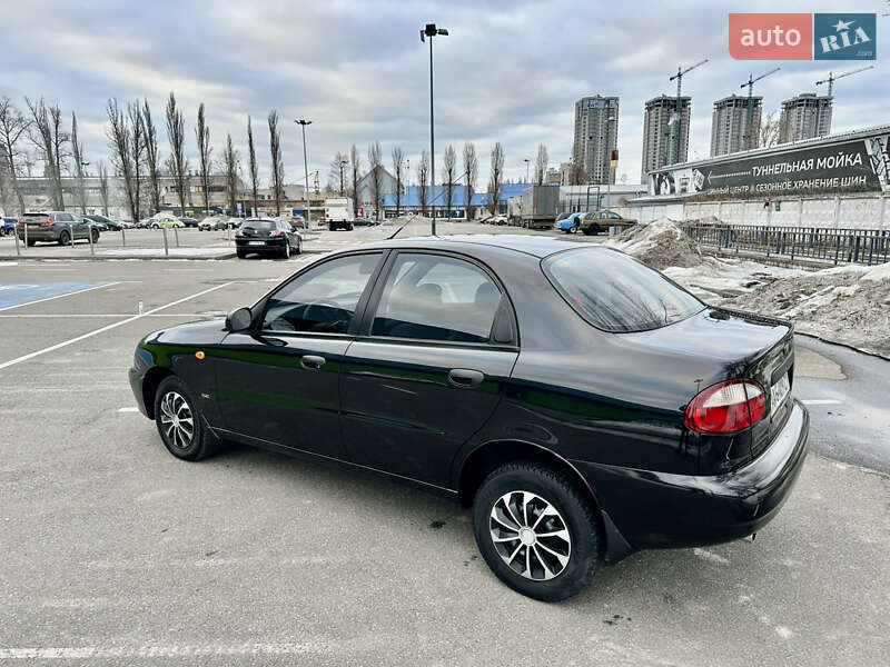 Седан Daewoo Lanos 2006 в Києві
