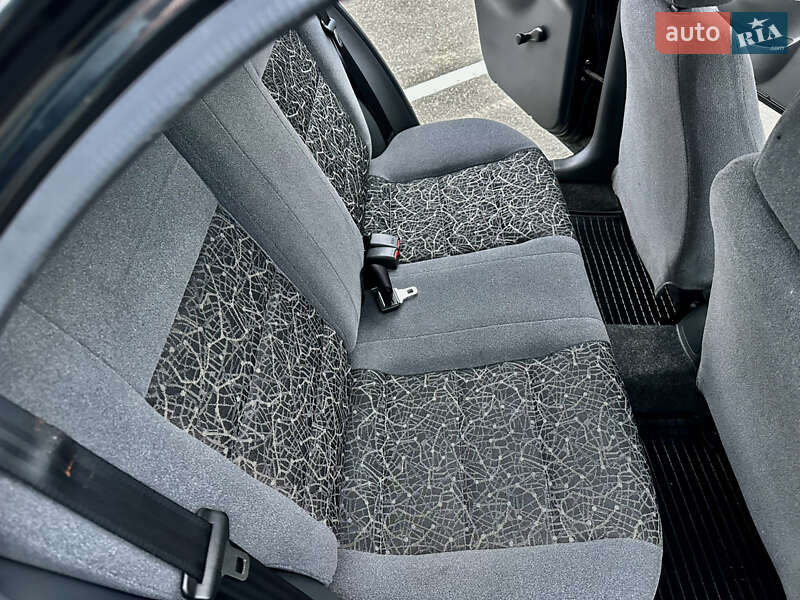 Седан Daewoo Lanos 2006 в Києві