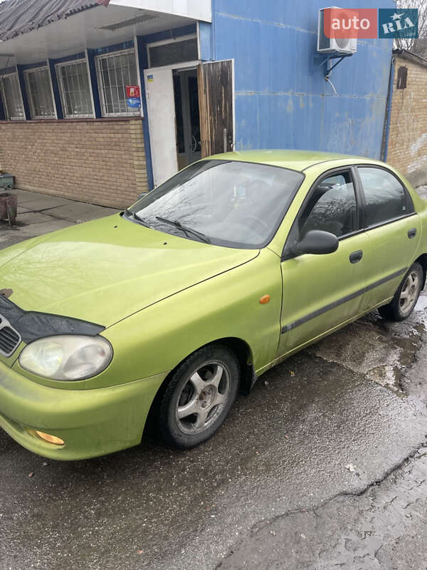 Седан Daewoo Lanos 2003 в Киеве