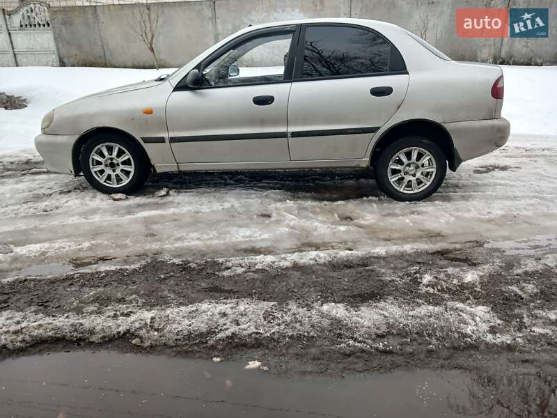 Седан Daewoo Lanos 2007 в Бурыни