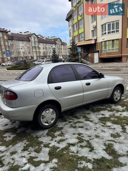 Седан Daewoo Lanos 2008 в Києві