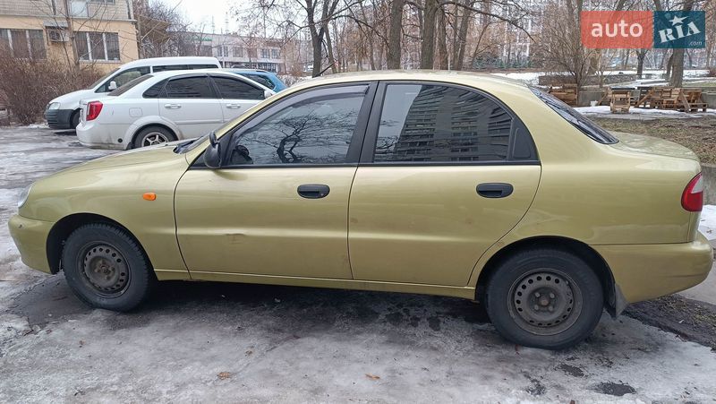 Седан Daewoo Lanos 2006 в Киеве