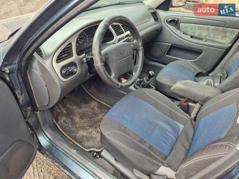 Седан Daewoo Lanos 2005 в Новомосковську
