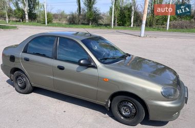 Седан Daewoo Lanos 2004 в Покрове