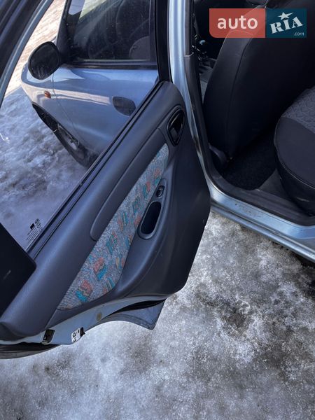 Седан Daewoo Lanos 2005 в Киеве