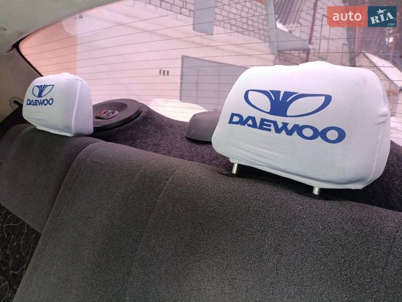 Седан Daewoo Lanos 2008 в Озерному