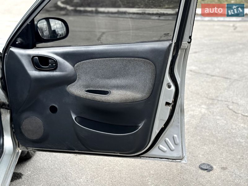 Седан Daewoo Lanos 2005 в Харкові