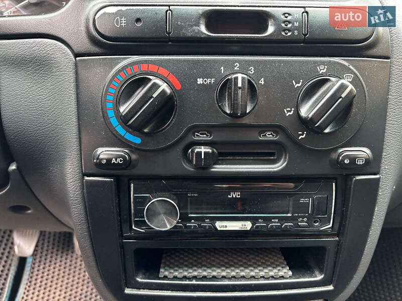 Седан Daewoo Lanos 2006 в Запорожье