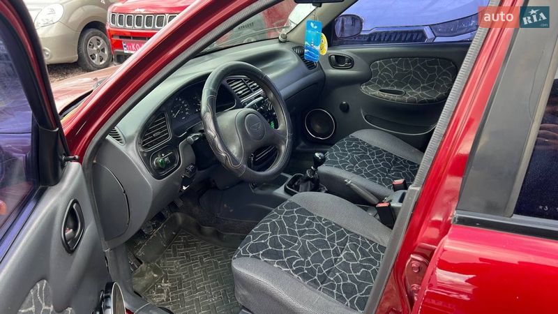 Седан Daewoo Lanos 2003 в Полтаве