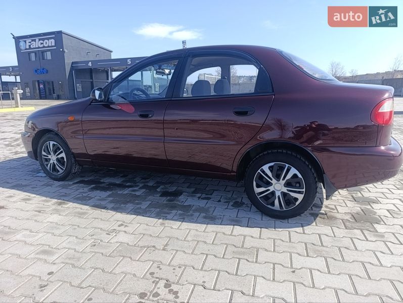 Седан Daewoo Lanos 2008 в Вознесенске