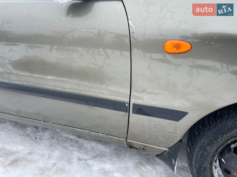 Седан Daewoo Lanos 2003 в Львове