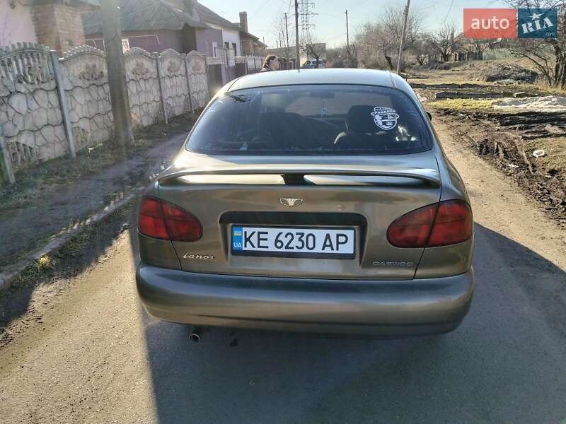 Седан Daewoo Lanos 2003 в Кривом Роге