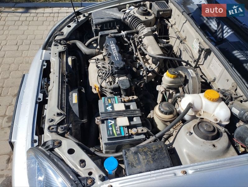 Седан Daewoo Lanos 2002 в Херсоні