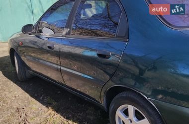 Седан Daewoo Lanos 2004 в Краснограді