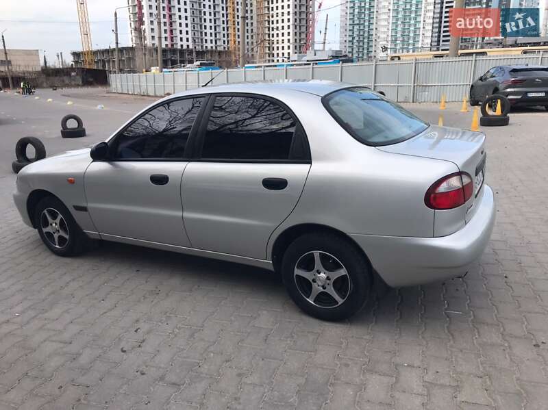 Daewoo Lanos 2003