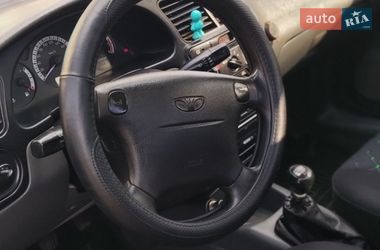Седан Daewoo Lanos 2004 в Краснограде
