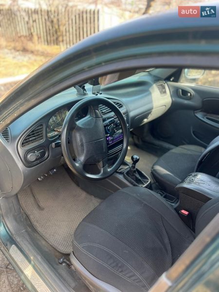 Седан Daewoo Lanos 1999 в Днепре