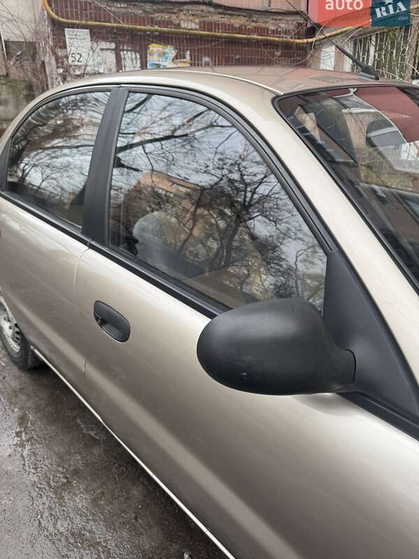 Седан Daewoo Lanos 2008 в Днепре