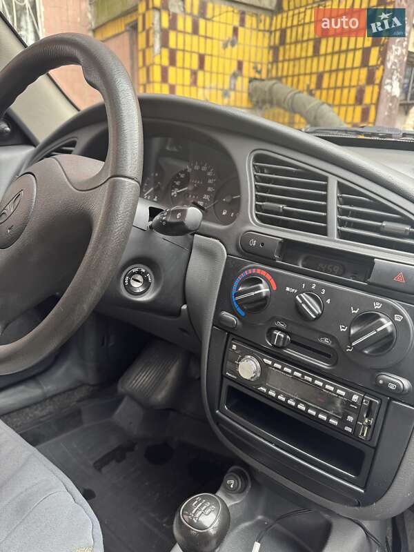 Седан Daewoo Lanos 2008 в Днепре