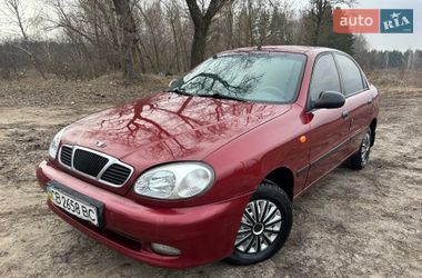 Седан Daewoo Lanos 2007 в Мені