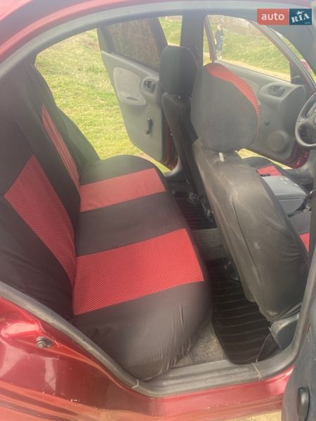 Седан Daewoo Lanos 2006 в Николаеве
