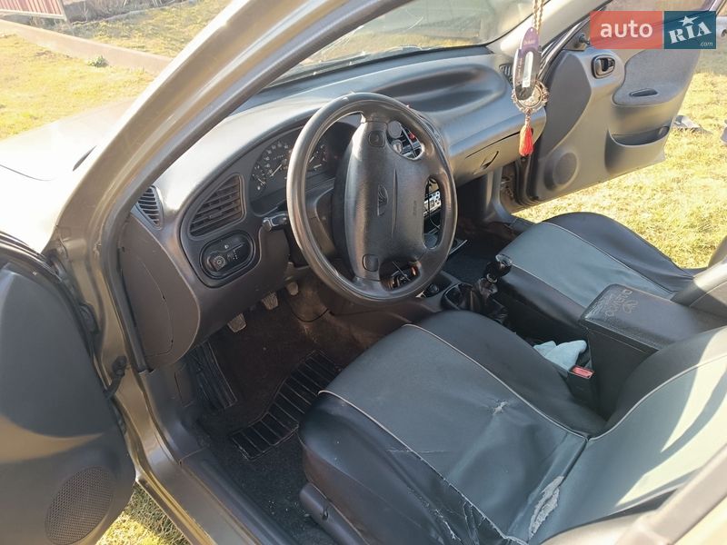 Седан Daewoo Lanos 2005 в Рудки