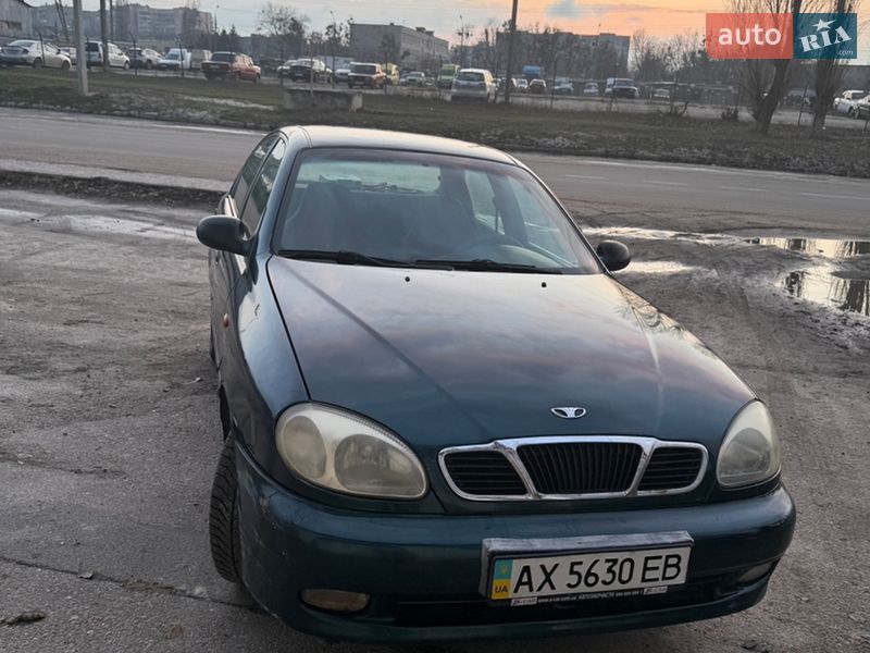 Седан Daewoo Lanos 2002 в Харькове